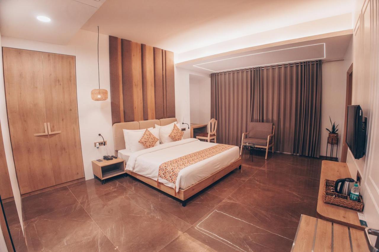 Hotel Mirana , Tinsukia Eksteriør bilde
